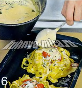 Гнезда из пасты с крабовым мясом