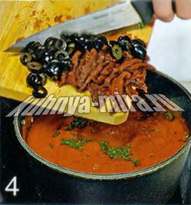 Тосканский суп с фасолью и макаронами