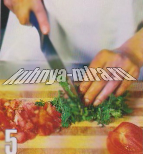 Перцы болгарские с мясным фаршем. Шаг 5