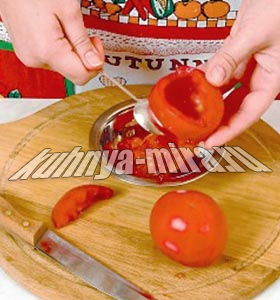 Помидоры, фаршированные яйцами и луком 3